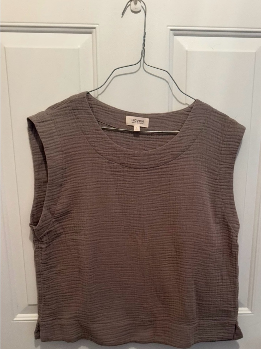Haven Textured Sleeveless Tank Top - Brown Taupe